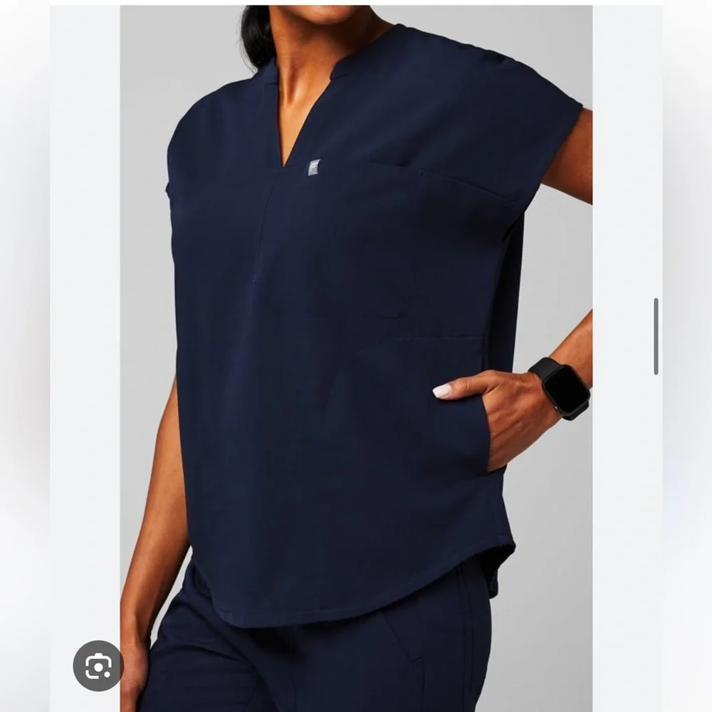 Navy Fabletics Women’s Scrub Set - Picture 5 of 6